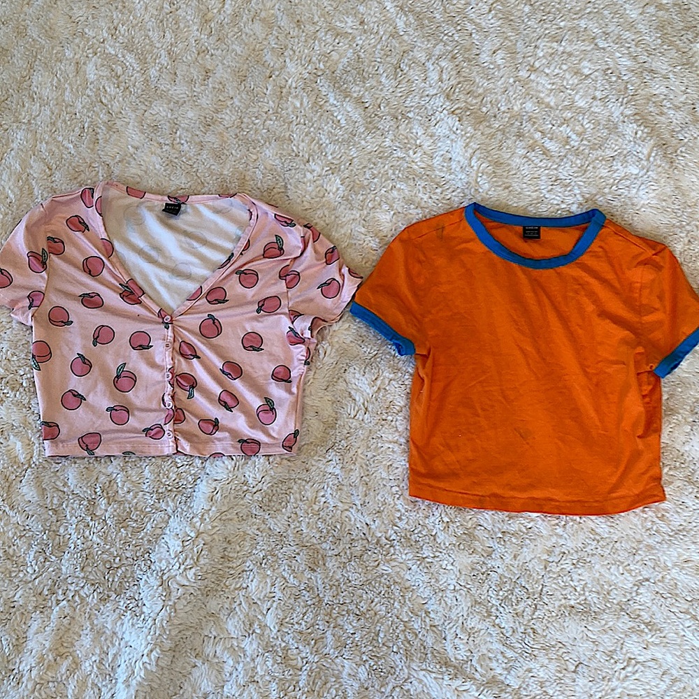 2 cute crop tops🌟